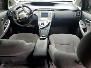 2013 Toyota Prius One z VIN JTDKN3DU1D5688821, wystawiony jako Copart lot #53647715 z przebiegiem 200 559 mil mil oraz Szkoda całkowita • Salvage title. Historia ofert i sprzedaży dostępna na DreamBid. Obrazek 8.
