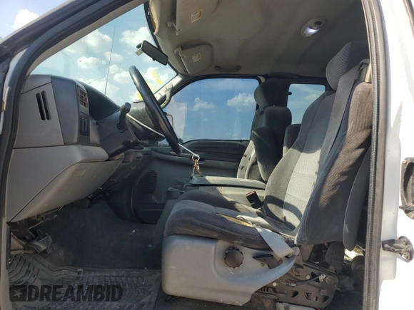 2002 Ford Super Duty F-250 XL with VIN 1FTNX21L62EC64514, listed as a Copart auction lot 67959914 with 354,142 mi miles and Salvage Title. Bid and sale history available at carsss.com. Image 7.
