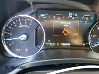 2018 Ford Expedition Max XLT с VIN 1FMJK1HT8JEA17440, выставлен на аукционе Copart как лот 42983395 с пробегом 161 769 миль миль и Чистый • Clean title. История ставок и продаж доступна на DreamBid. Изображение 9.