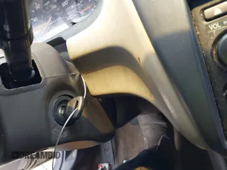 2002 Honda Accord SE z VIN 1HGCG668X2A171099, wystawiony jako IAAI lot #42081358 z przebiegiem 215 915 mil mil oraz . Historia ofert i sprzedaży dostępna na DreamBid. Obrazek 11.