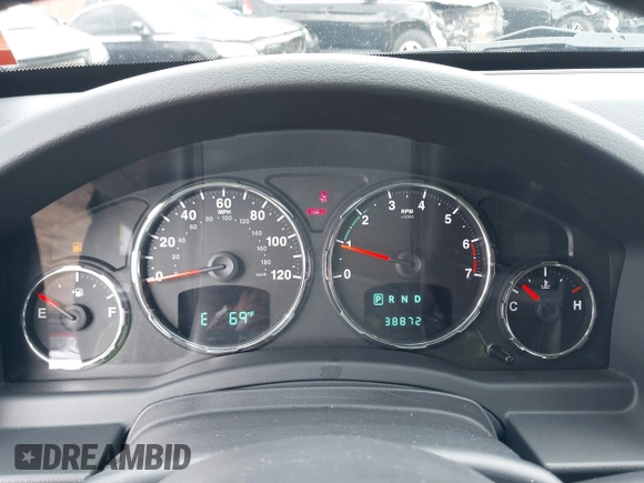 2012 Jeep Liberty Sport z VIN 1C4PJMAK6CW176717, wystawiony jako IAAI lot #42029786 z przebiegiem 38 872 mil mil oraz . Historia ofert i sprzedaży dostępna na DreamBid. Obrazek 7.