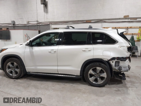 2018 Toyota Highlander Limited z VIN 5TDDZRFH3JS827093, wystawiony jako IAAI lot #42181696 z przebiegiem 63 396 mil mil oraz . Historia ofert i sprzedaży dostępna na DreamBid. Obrazek 15.