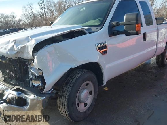 2009 Ford Super Duty F-250 SRW XL with VIN 1FTNX20579EB12691, listed as a IAAI auction lot 41646551 with 131,122 mi miles. Bid and sale history available at carsss.com. Image 18.