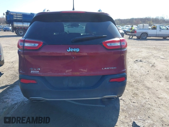 2015 Jeep Cherokee Limited with VIN 1C4PJMDS1FW646135, listed as a IAAI auction lot 41991811 with 123,229 mi miles. Bid and sale history available at carsss.com. Image 16.