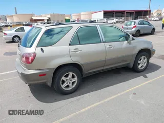 2000 Lexus RX 300 with VIN JT6GF10U6Y0052175, listed as a IAAI auction lot 42003969 with 136,450 mi miles and . Bid and sale history available at DreamBid. Image 4.