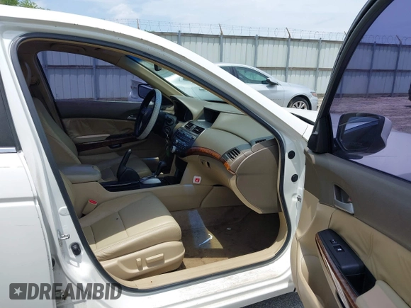 2008 Honda Accord EX-L z VIN 1HGCP36868A066955, wystawiony jako IAAI lot #42278085 z przebiegiem 225 943 mil mil oraz . Historia ofert i sprzedaży dostępna na DreamBid. Obrazek 5.