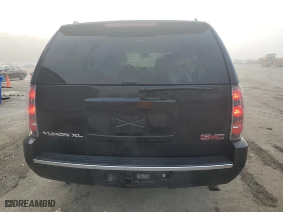 2008 GMC Yukon XL Denali with VIN 1GKFK66868J151763, listed as a Copart auction lot 60243464 with 214,836 mi miles and Salvage Title. Bid and sale history available at carsss.com. Image 6.