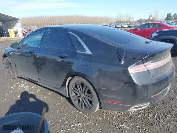 2014 Lincoln MKZ with VIN 3LN6L2GK2ER804596, listed as a IAAI auction lot 41376040 with 202,740 mi miles. Bid and sale history available at carsss.com. Image 3.