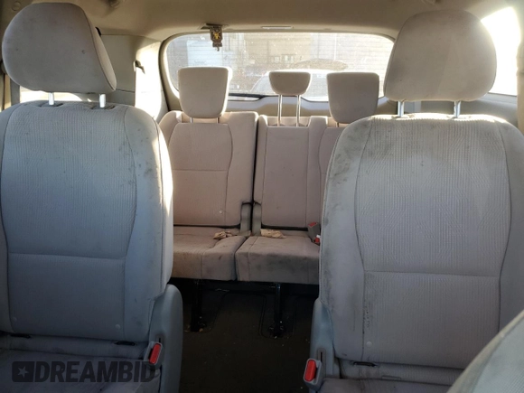 2021 Kia Sedona LX with VIN KNDMB5C12M6668527, listed as a Copart auction lot 84026154 with 165,585 mi miles and Salvage Title. Bid and sale history available at carsss.com. Image 10.