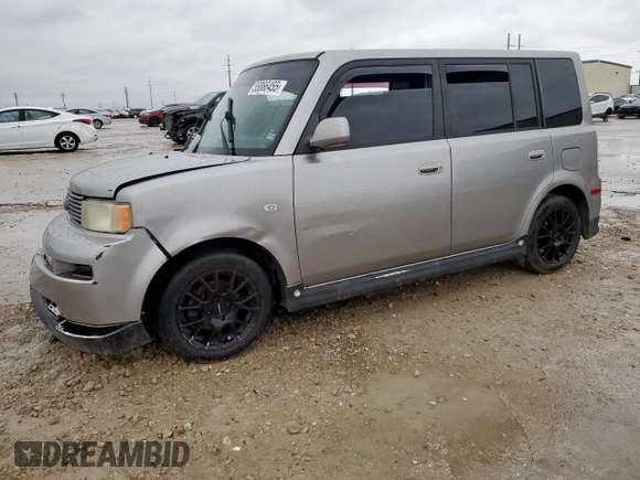 2005 Scion xB z VIN JTLKT324650211104, wystawiony jako Copart lot #55866455 z przebiegiem 210 908 mil mil oraz Szkoda całkowita • Salvage title. Historia ofert i sprzedaży dostępna na DreamBid. Obrazek 1.