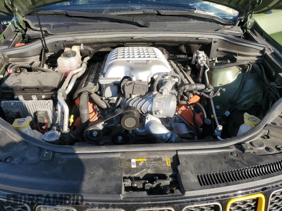 2021 Jeep Grand Cherokee Trackhawk with VIN 1C4RJFN91MC819067, listed as a Copart auction lot 42975965 with 36,986 mi miles and Clean title. Bid and sale history available at DreamBid. Image 12.
