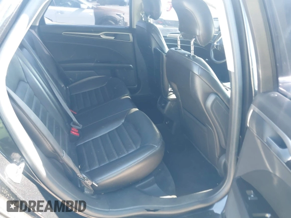 2014 Ford Fusion SE with VIN 3FA6P0HD4ER390773, listed as a IAAI auction lot 42088373 with 265,001 mi miles and . Bid and sale history available at DreamBid. Image 8.
