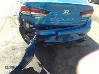 2018 Hyundai Sonata Sport with VIN 5NPE34AF4JH701183, listed as a IAAI auction lot 41901813 with 99,132 mi miles and . Bid and sale history available at carsss.com. Image 17.
