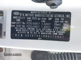 2011 Kia Sorento LX with VIN 5XYKT4A18BG173907, listed as a IAAI auction lot 41895550 with 187,889 mi miles. Bid and sale history available at carsss.com. Image 9.
