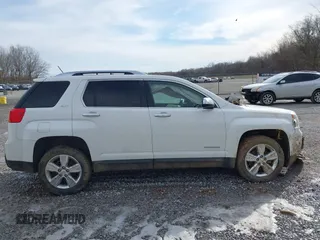 2015 GMC Terrain SLT with VIN 2GKFLYE3XF6340439, listed as a IAAI auction lot 41612774 with 121,081 mi miles. Bid and sale history available at carsss.com. Image 13.