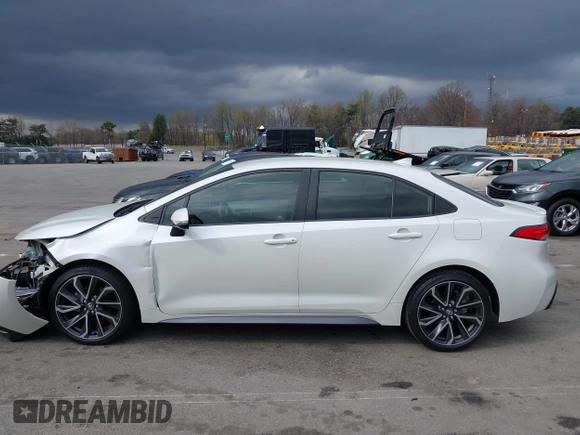 2020 Toyota Corolla SE with VIN JTDS4RCE7LJ001377, listed as a IAAI auction lot 41874936 with 8,221 mi miles. Bid and sale history available at carsss.com. Image 14.