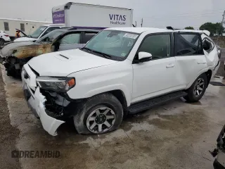 2024 Toyota 4Runner TRD Off Road with VIN JTERU5JR2R6261240, listed as a Copart auction lot 63495865 with 31,010 mi miles and Non repairable. Bid and sale history available at DreamBid. Image 1.