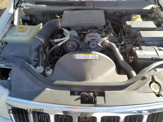 2009 Jeep Grand Cherokee Limited with VIN 1J8GR58K99C547604, listed as a Copart auction lot 88304075 with 209,833 mi miles and Salvage title. Bid and sale history available at DreamBid. Image 12.