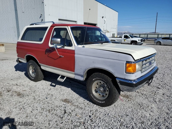 1991 Ford Bronco Custom with VIN 1FMEU15H3MLA74981, listed as a Copart auction lot 45607655 with 267,571 mi miles and Salvage Title. Bid and sale history available at carsss.com. Image 4.