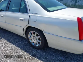 2008 Cadillac DTS 1SC with VIN 1G6KD57Y78U146005, listed as a IAAI auction lot 41982953 with 179,763 mi miles and . Bid and sale history available at carsss.com. Image 6.