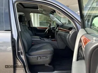 2020 Lexus LX with VIN JTJDY7AX0L4313221, listed as a Copart auction lot 88521095 with 127,142 mi miles and Clean Title. Bid and sale history available at carsss.com. Image 4.
