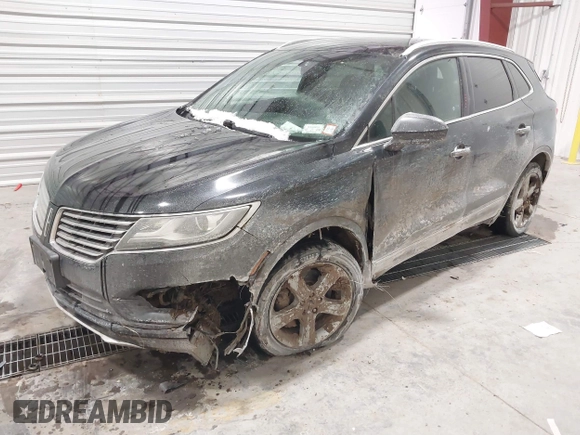 2016 Lincoln MKC Premier with VIN 5LMCJ1D94GUJ18170, listed as a IAAI auction lot 41374020 with 156,591 mi miles and . Bid and sale history available at DreamBid. Image 18.