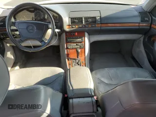 1997 Mercedes-Benz S 320/430/500 z VIN WDBGA33G4VA334750, wystawiony jako Copart lot #84726674 z przebiegiem 256 678 mil mil oraz Czysty tytuł • Clean title. Historia ofert i sprzedaży dostępna na DreamBid. Obrazek 8.