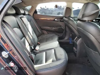2017 Kia Cadenza Premium with VIN KNALB4J18H5066345, listed as a Copart auction lot 83496164 with 128,045 mi miles and Clean Title. Bid and sale history available at carsss.com. Image 10.