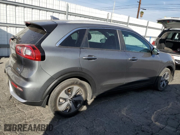 2018 Kia Niro Touring with VIN KNDCE3LC5J5132391, listed as a Copart auction lot 86009974 with 175,641 mi miles and Clean Title. Bid and sale history available at carsss.com. Image 3.
