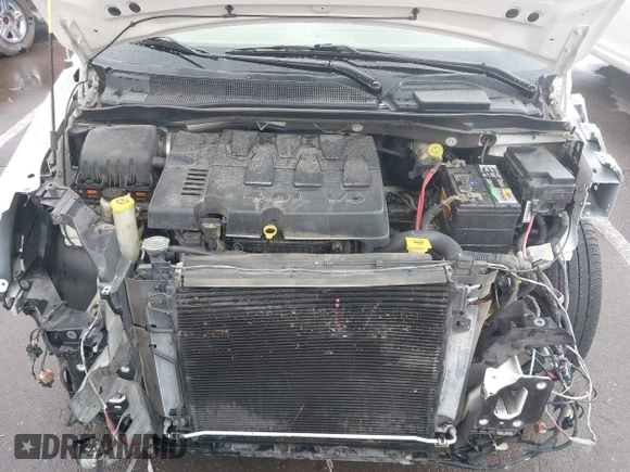 2009 Chrysler Town & Country Limited with VIN 2A8HR64X19R631211, listed as a IAAI auction lot 41744955 with 73,601 mi miles. Bid and sale history available at carsss.com. Image 10.