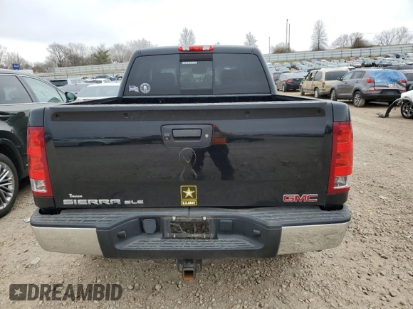 2013 GMC Sierra 1500 SLE z VIN 3GTP2VE74DG283435, wystawiony jako Copart lot #45514624 z przebiegiem 235 086 mil mil oraz Szkoda całkowita • Salvage title. Historia ofert i sprzedaży dostępna na DreamBid. Obrazek 6.