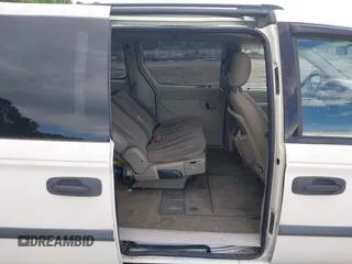 2005 Dodge Caravan SE z VIN 1D4GP24RX5B345758, wystawiony jako IAAI lot #42240960 z przebiegiem 175 156 mil mil oraz . Historia ofert i sprzedaży dostępna na DreamBid. Obrazek 8.