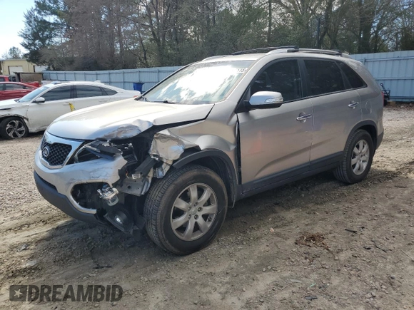 2013 Kia Sorento LX with VIN 5XYKT3A67DG353839, listed as a Copart auction lot 46053515 with 130,802 mi miles and Salvage Title. Bid and sale history available at carsss.com. Image 1.