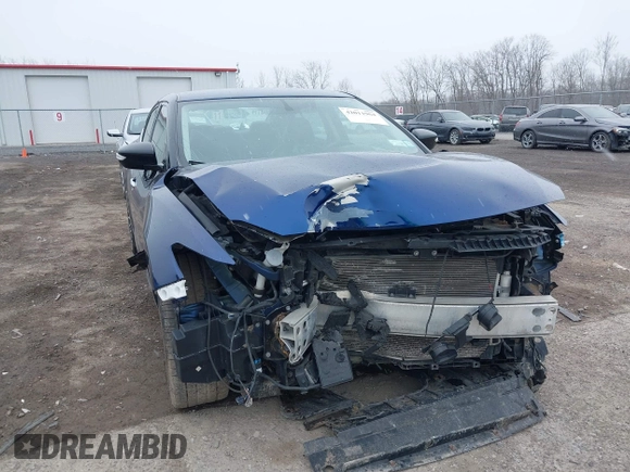 2018 Nissan Maxima SR with VIN 1N4AA6AP4JC389604, listed as a IAAI auction lot 42011964 with 91,178 mi miles. Bid and sale history available at carsss.com. Image 6.