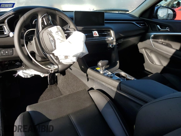 2025 Genesis G70 2.5T with VIN KMTG34SC9SU154000, listed as a Copart auction lot 88914685 with Not Provided miles and Salvage Title. Bid and sale history available at carsss.com. Image 8.