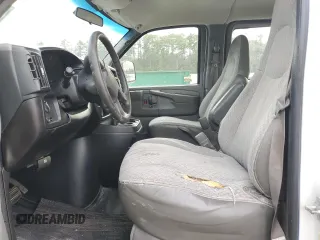 2007 GMC Savana with VIN 1GJHG39U671164615, listed as a Copart auction lot 88866525 with 182,856 mi miles and Salvage Title. Bid and sale history available at carsss.com. Image 7.