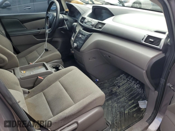 2013 Honda Odyssey EX z VIN 5FNRL5H4XDB077730, wystawiony jako Copart lot #74888294 z przebiegiem Nie podano mil oraz Szkoda całkowita • Salvage title. Historia ofert i sprzedaży dostępna na DreamBid. Obrazek 8.