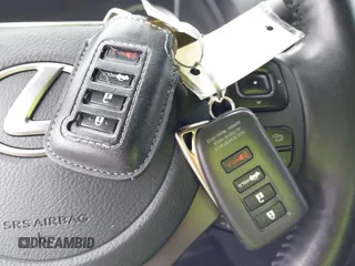 2022 Lexus IS 300 z VIN JTHDA1D23N5121856, wystawiony jako IAAI lot #41146026 z przebiegiem 58 937 mil mil oraz . Historia ofert i sprzedaży dostępna na DreamBid. Obrazek 11.