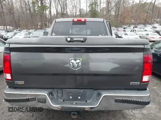 2015 Ram 1500 SLT z VIN 1C6RR6GG9FS512153, wystawiony jako IAAI lot #41475083 z przebiegiem 64 338 mil mil oraz . Historia ofert i sprzedaży dostępna na DreamBid. Obrazek 16.