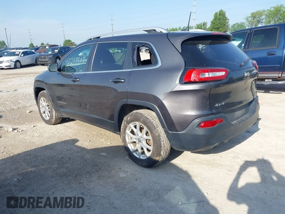 2017 Jeep Cherokee Latitude z VIN 1C4PJMCB7HW501797, wystawiony jako IAAI lot #42277579 z przebiegiem 107 639 mil mil oraz . Historia ofert i sprzedaży dostępna na DreamBid. Obrazek 3.