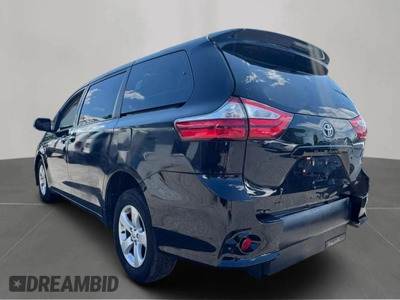 2017 Toyota Sienna L with VIN 5TDZZ3DC4HS860169, listed as a Copart auction lot 62226845 with 113,813 mi miles and Clean title. Bid and sale history available at DreamBid. Image 3.