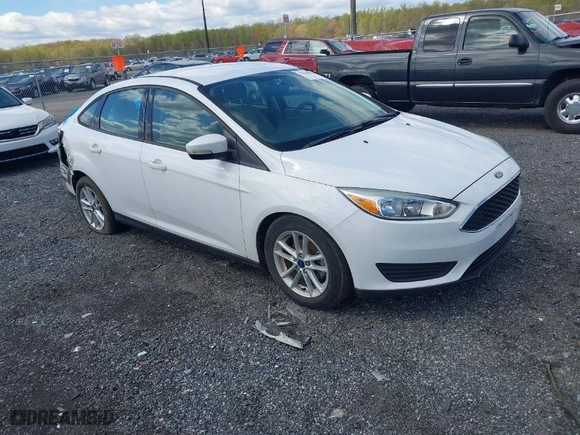 2017 Ford Focus SE with VIN 1FADP3F21HL234669, listed as a IAAI auction lot 42040873 with 44,117 mi miles. Bid and sale history available at carsss.com. Image 1.