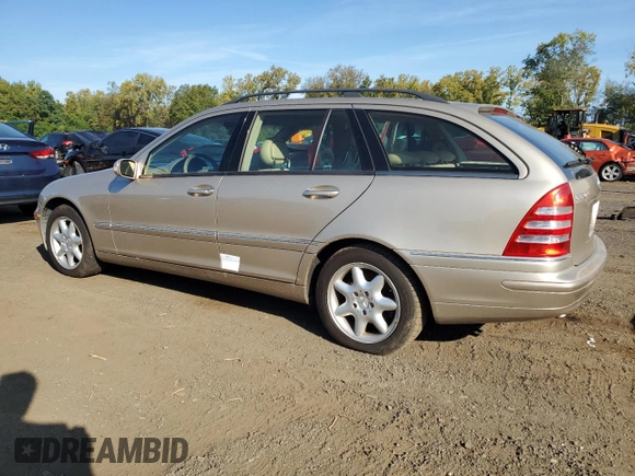 2003 Mercedes-Benz C with VIN WDBRH84JX3F393992, listed as a Copart auction lot 70216234 with 120,608 mi miles and Salvage title. Bid and sale history available at DreamBid. Image 2.