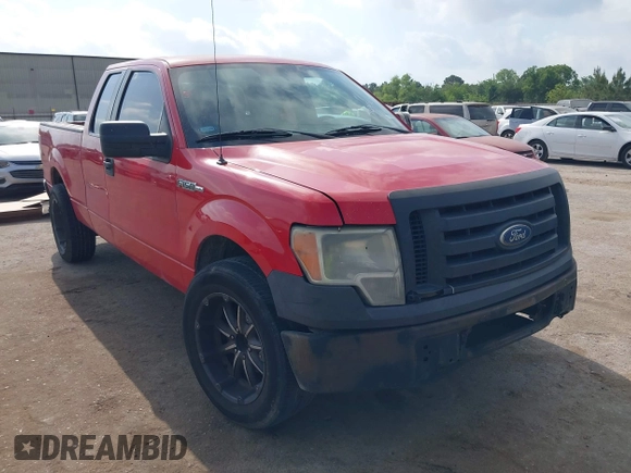 2011 Ford F-150 XL with VIN 1FTFX1CF2BKD13554, listed as a IAAI auction lot 42069212 with 321,059 mi miles and . Bid and sale history available at DreamBid. Image 1.