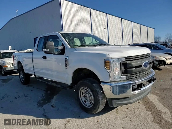 2019 Ford F-350 XL with VIN 1FT8X3B64KEE72497, listed as a Copart auction lot 85768544 with 70,189 mi miles and Non repairable. Bid and sale history available at DreamBid. Image 13.