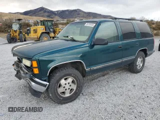 1996 GMC Yukon with VIN 1GKEK13R6TJ747606, listed as a Copart auction lot 80763434 with 308,837 mi miles and Salvage Title. Bid and sale history available at carsss.com. Image 1.
