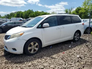 2011 Toyota Sienna LE AAS с VIN 5TDKK3DC9BS007859, выставлен на аукционе Copart как лот 57338845 с пробегом 189 013 миль миль и Чистый • Clean title. История ставок и продаж доступна на DreamBid. Изображение 1.