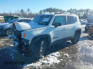 2021 Jeep Renegade Latitude with VIN ZACNJDB19MPN29234, listed as a IAAI auction lot 41238806 with 52,745 mi miles. Bid and sale history available at carsss.com. Image 17.