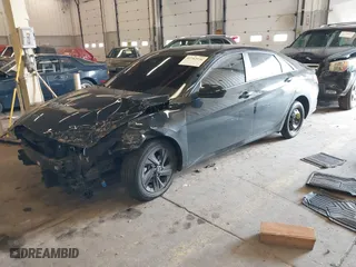 2021 Hyundai Elantra SEL with VIN KMHLM4AG9MU140904, listed as a IAAI auction lot 41742936 with 89,401 mi miles. Bid and sale history available at carsss.com. Image 16.