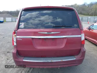2012 Chrysler Town & Country Touring-L with VIN 2C4RC1CG2CR118526, listed as a IAAI auction lot 42034318 with 337,747 mi miles. Bid and sale history available at carsss.com. Image 17.